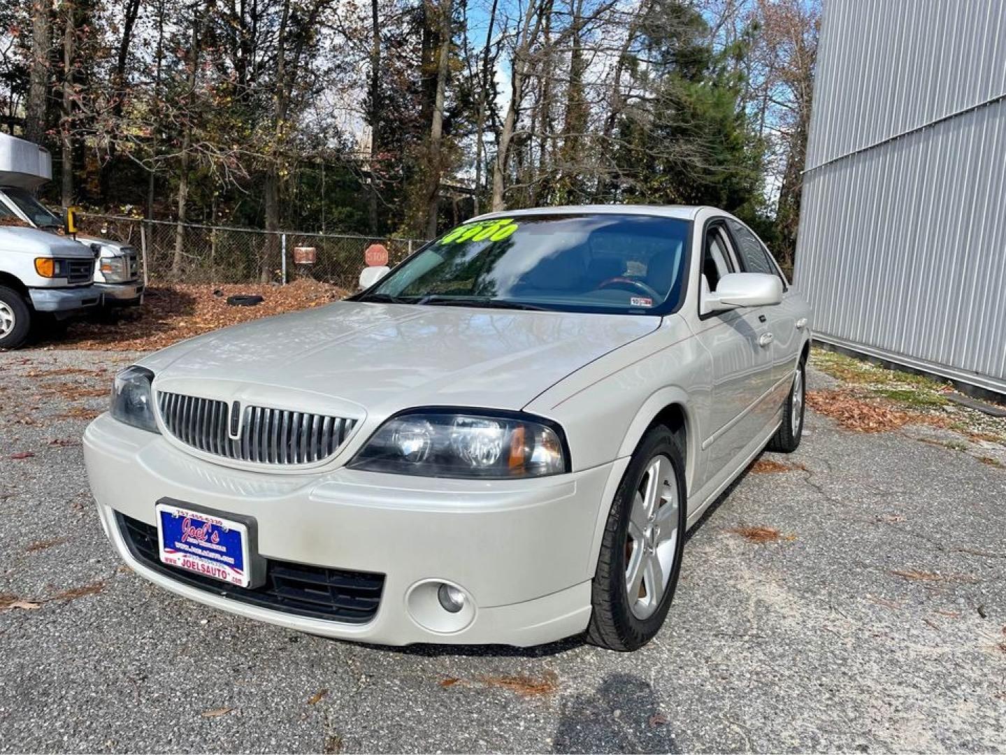 2006 white /gray Lincoln LS Ultimate (1LNFM87A06Y) with an 3.9 V8 engine, Automatic transmission, located at 5700 Curlew Drive, Norfolk, VA, 23502, (757) 455-6330, 36.841885, -76.209412 - Photo#8